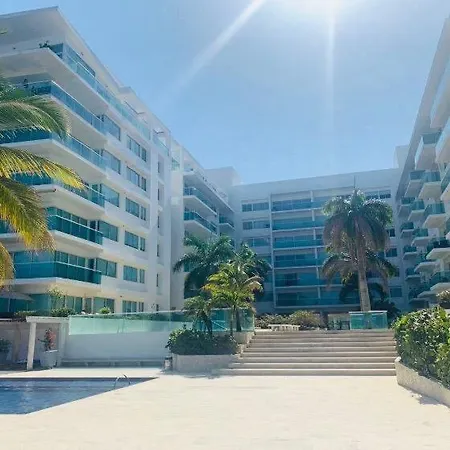 Apartamento Frente A La Playa Morros 922 * Cartagena